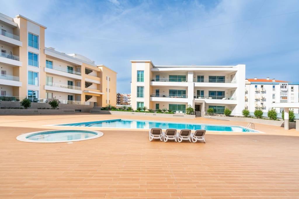 Marina View Modern Lagos Apartment Exterior photo